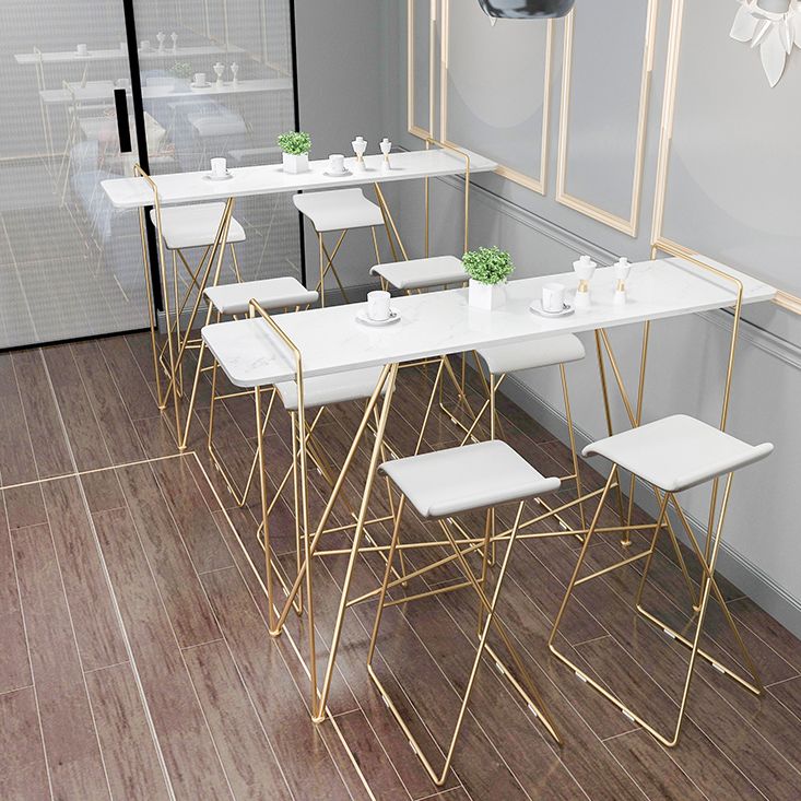 Tavolo da pub glam con telaio metallico tavolo da barra in marmo rettangolo