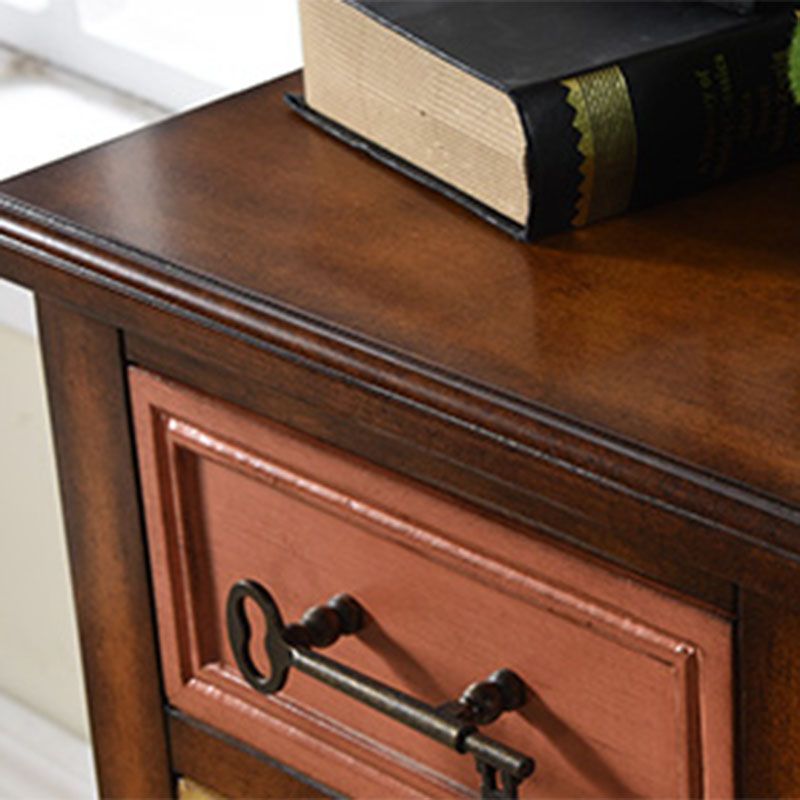 Cajones verticales de cofre de almacenamiento de madera tradicionales incluyendo tocador de cofre de almacenamiento