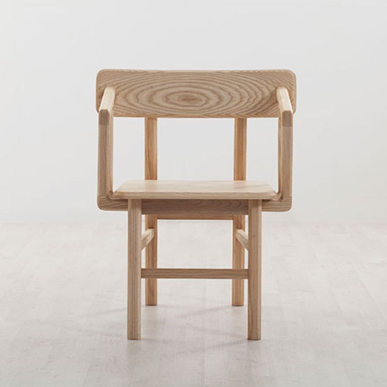 Massiver Holzarm Stuhl offener Essarm Stuhl für Esszimmer