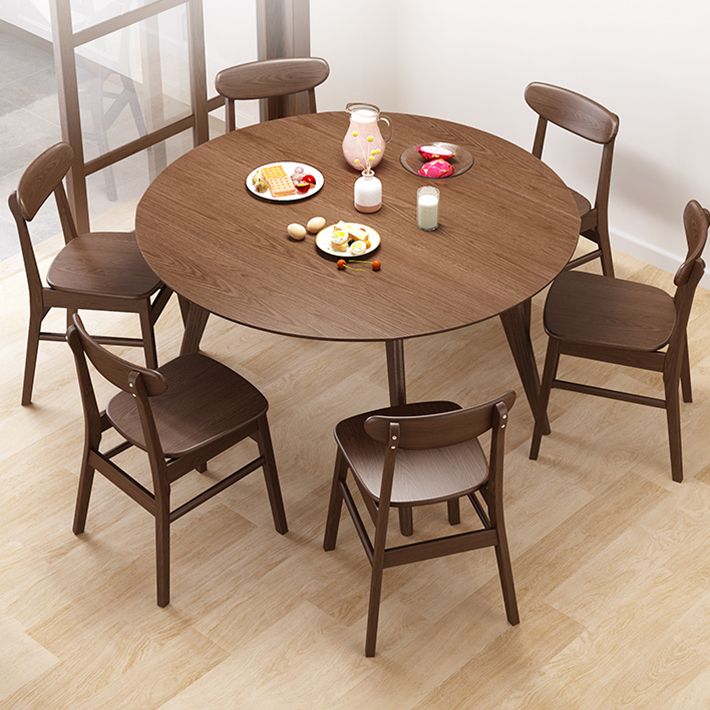 Extendable Round Dining Table for Restaurant Modern Rubber Wood Table with 4 Legs Clearhalo ' dining_table' 'Dining Tables & Seating' 'Dining Tables' 'furn' 'furn_dining_table' 'Furniture' 'furniture_dining_table' 'Kitchen & Dining Furniture' 'kitchen&dining_furn' 'kitchen' 'kitchen_dining_table' 1200x1200_96d5e194-0e82-4b4a-b5bc-e6ea2ddaa550