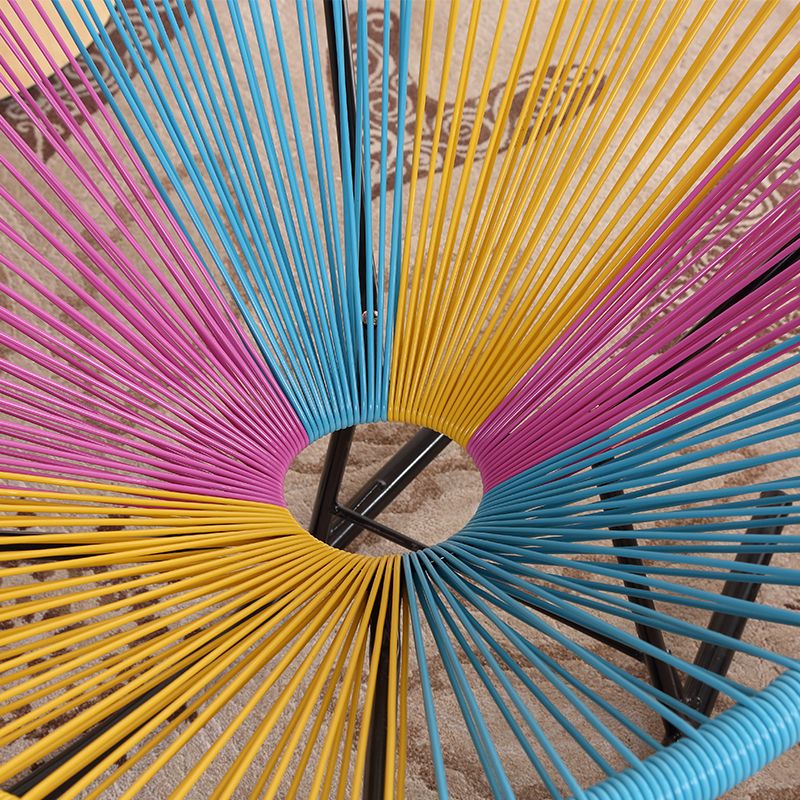 Chaise à bascule contemporaine chaise d'aile en osier arrière couleur solide chaise à bascule intérieure