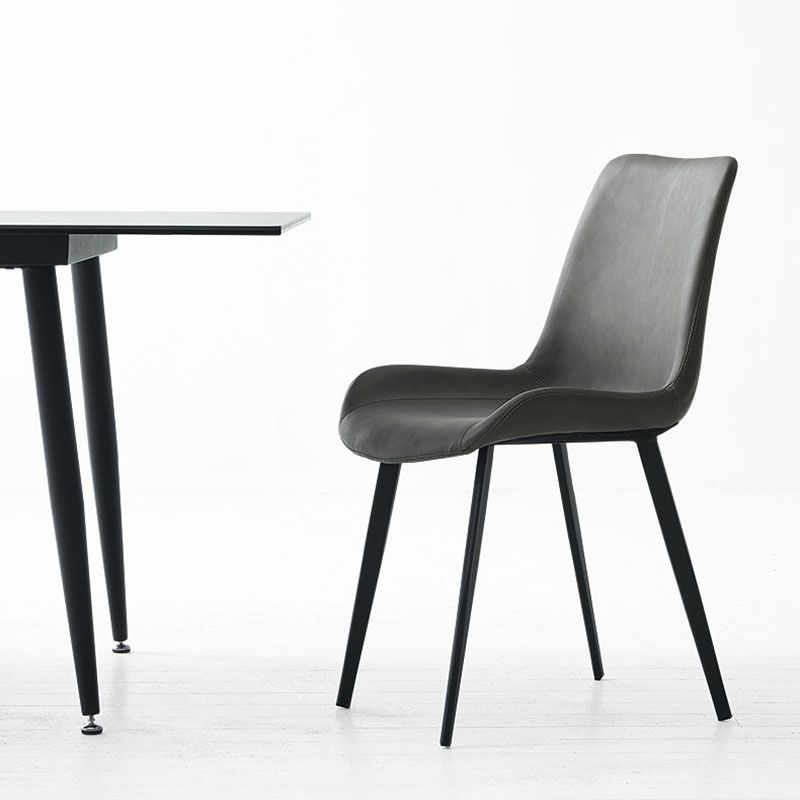 キッチンフェイクレザーダイニングチェア用の工業スタイルのソリッドバックチェア