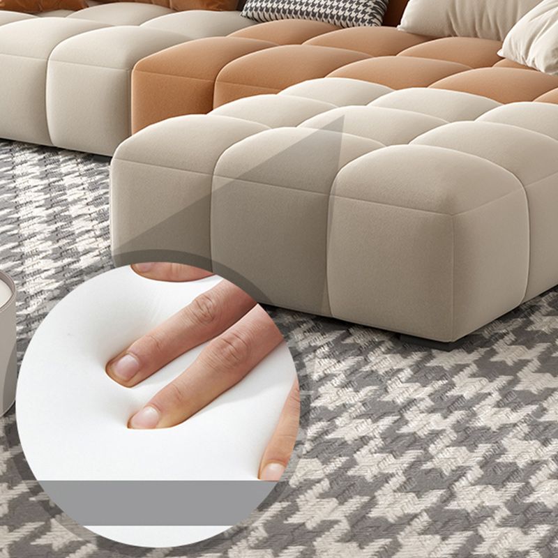 Eingebrauchtes Armsofa zeitgenössischer L -Kunstleder -Sofa mit Kissen