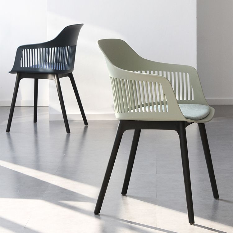Nordic Style Plastic Dining Room Chair Windsor Back Side Chair for Home Use Clearhalo ' kitchen&dining_furn' 'Dining Chairs' 'Dining Tables & Seating' 'dining_chair' 'furn' 'furn_dining_chair' 'Furniture' 'furniture_dining_chair' 'Kitchen & Dining Furniture' 'kitchen' 1200x1200_982f8f2f-4637-45b5-b78b-cce79d490b34