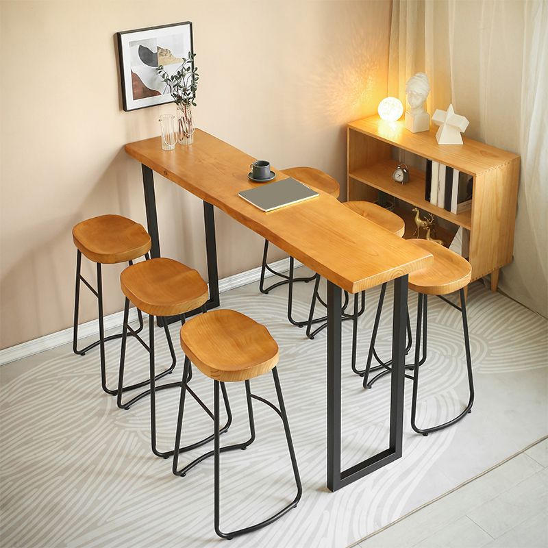 Tavolo da vino con banco in legno massiccio interno tavolo da bar per barra naturale moderna