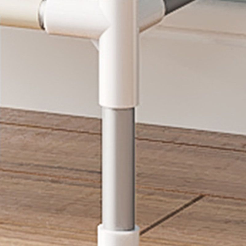 Percha contemporánea de la rejilla de metal independiente con estantes de almacenamiento