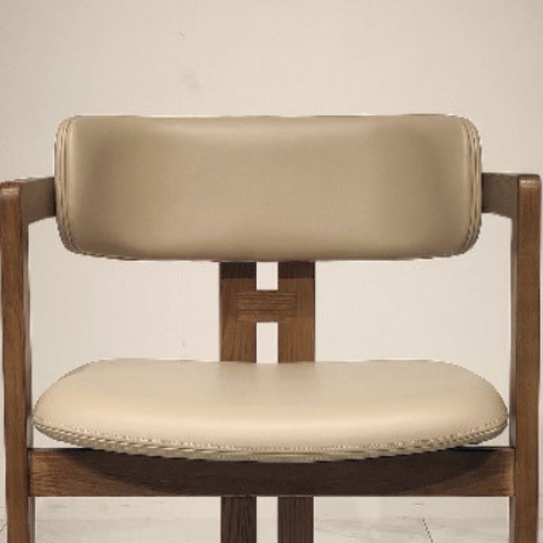 Sedia da pranzo con bracciolo per sala da pranzo Sedia da pranzo moderna in legno massello per la casa