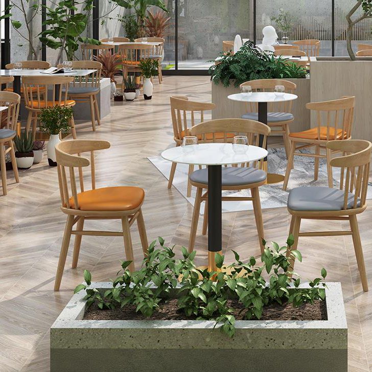 Table à manger en pierre péout