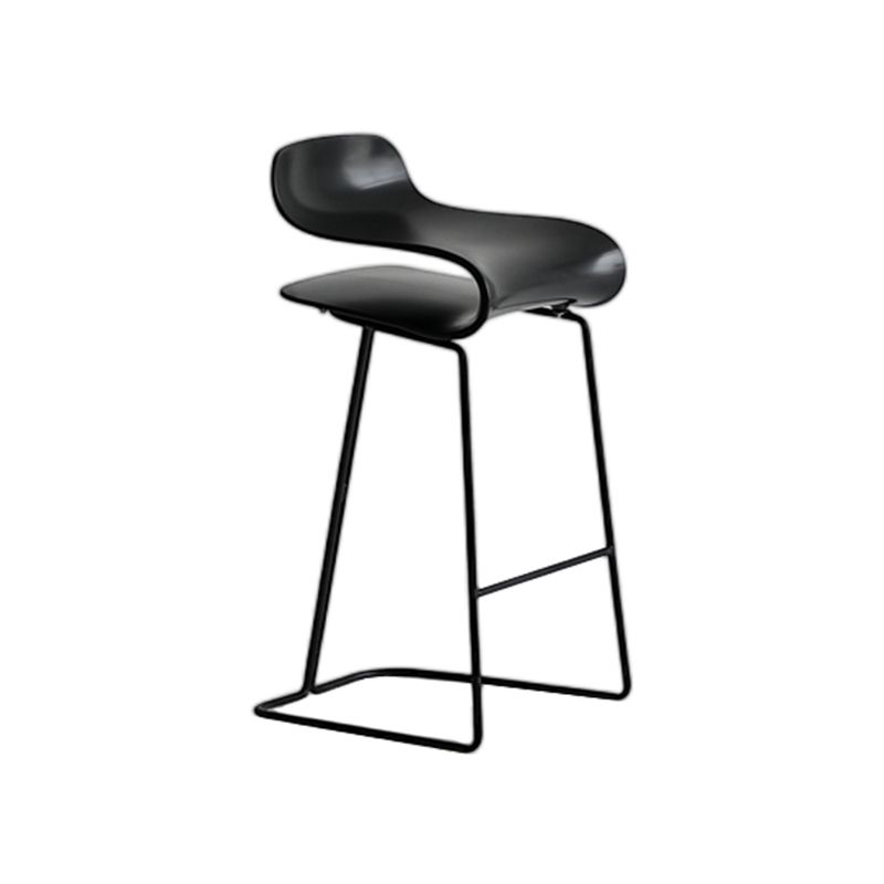 北欧スタイルのメタルバースツールプラスチックカウンターバースツールキッチン