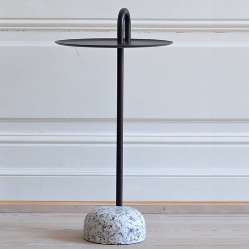 27,75 "de haut de table ronde en acier rond Tableau de la table de piédestal en pierre