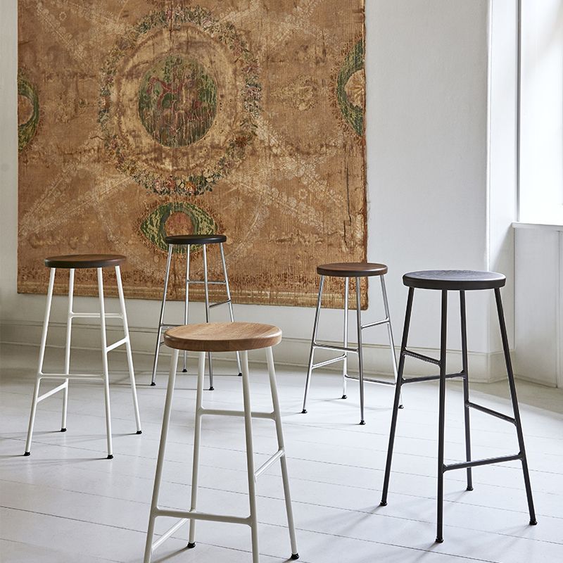 Modern Footrest Backless Barstool Matte Finish Oak Wood Coffee Shop Stool Clearhalo 'Bar Furniture' 'Bar Stools' 'bar_stools' 'furn' 'furn_bar_stools' 'Furniture' 'furniture_bar_stools' 'Kitchen & Dining Furniture' 1200x1200_993f8d35-8874-4f45-a4cf-0a10001104f0