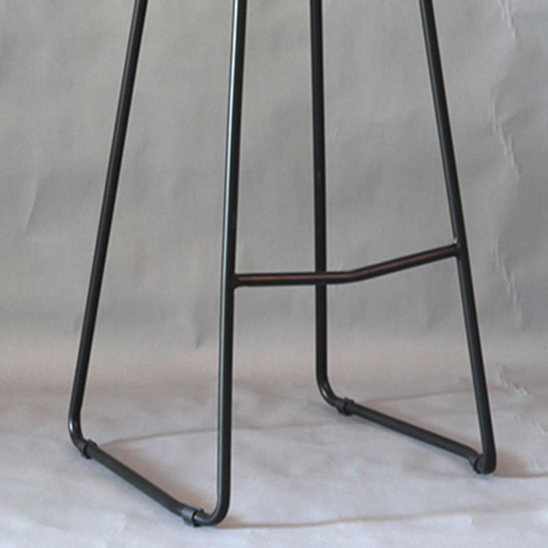 Modern Armless Backrest Counter Stool Iron Bar Stool with Plastic Seat Clearhalo 'Bar Furniture' 'Bar Stools' 'bar_stools' 'furn' 'furn_bar_stools' 'furniture_bar_stools' 'Kitchen & Dining Furniture' 'kitchen&dining_furn' 'kitchen' 'kitchen_furn' Furniture' 1200x1200_99721618-7328-4939-b49a-3849ad5564b5
