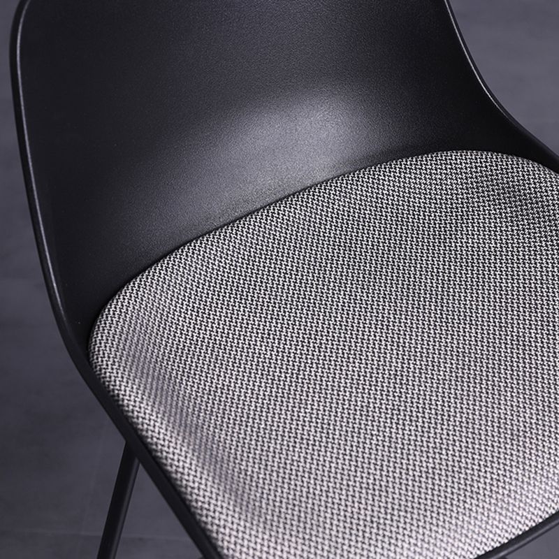 Industrial White Upholstered Barstool Black Indoor Tall Stool with Bucket Seat Clearhalo 'Bar Furniture' 'Bar Stools' 'bar_stools' 'furn' 'furn_bar_stools' 'furniture_bar_stools' 'Kitchen & Dining Furniture' 'kitchen&dining_furn' 'kitchen' 'kitchen_furn' Furniture' 1200x1200_999db111-634c-4ebc-bdf2-1c9f4c0e8d3c