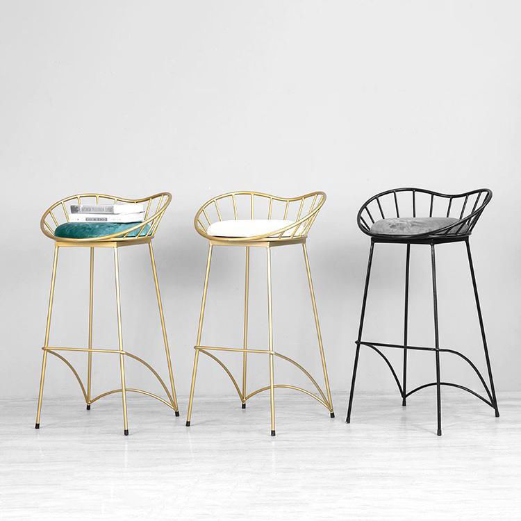 Industrial Metal Round Barstool Patio Bar Stool with Metal Legs Clearhalo 'Bar Furniture' 'Bar Stools' 'bar_stools' 'furn' 'furn_bar_stools' 'Furniture' 'Kitchen & Dining Furniture' 1200x1200_99b43ccb-82da-4ec6-920a-6f1a4b185d8a