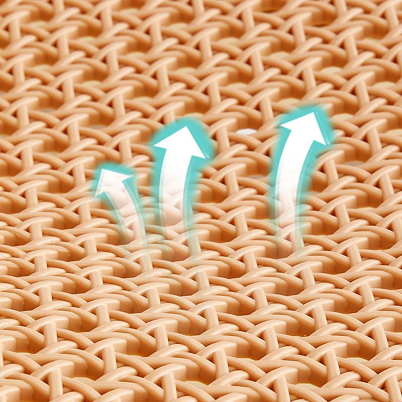 Sgabello moderno con cornice in plastica.