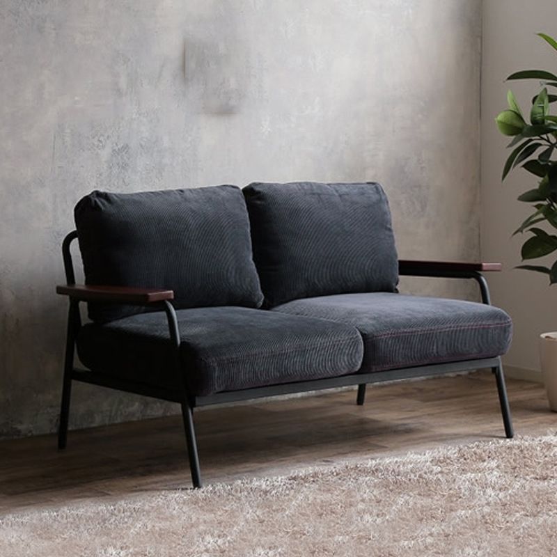 Divano di divano di divano a braccio quadrato contemporaneo per appartamento