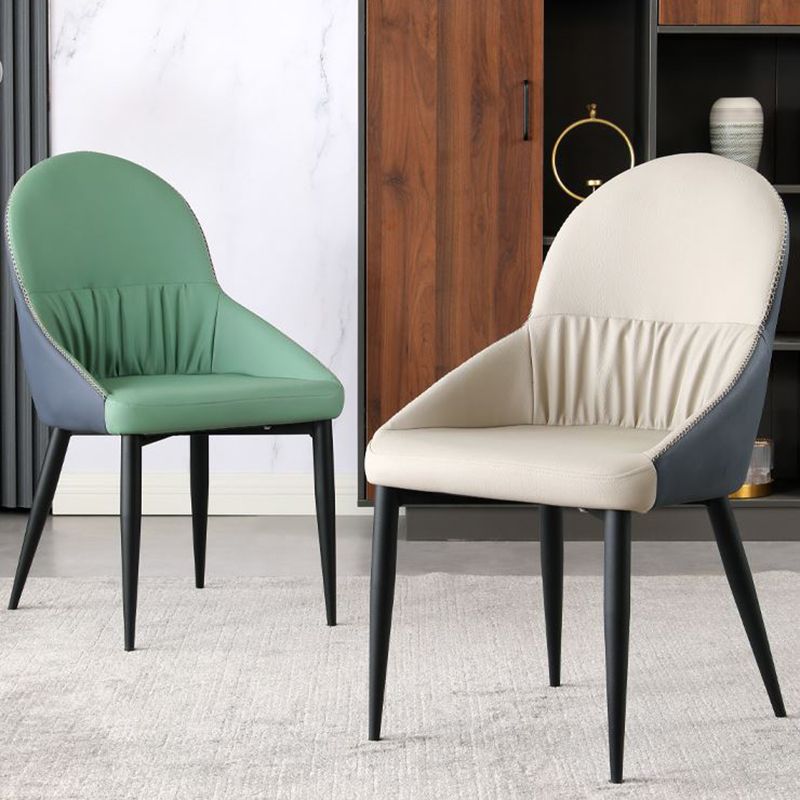 Silla lateral tapizada interna moderna silla lateral de cuero falso con patas de metal