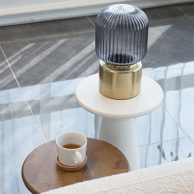 Round Rubberwood End Table Pedestal Side Table for Living Room Clearhalo 'Coffee & Accent Tables' 'End & Side Tables' 'end_side_tables' 'furn' 'furn_end_side_tables' 'Furniture' 'Living Room Furniture' 1200x1200_9a67d0a8-bc64-48ab-9f6d-95095d01f1db