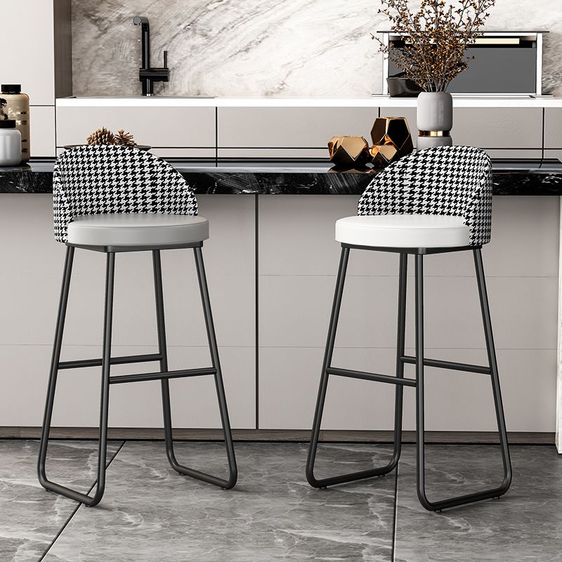 Scandinavian Iron Counter Stools Upholstered Low Back Bar Stools with Round Seat Clearhalo 'Bar Furniture' 'Bar Stools' 'bar_stools' 'furn' 'furn_bar_stools' 'furniture_bar_stools' 'Kitchen & Dining Furniture' 'kitchen&dining_furn' 'kitchen' 'kitchen_furn' Furniture' 1200x1200_9a6d9b29-1472-46b5-8992-5c1af9dd115e