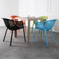 Chaise d'arme à chaises de salle à manger contemporaine avec des jambes en plastique pour la maison