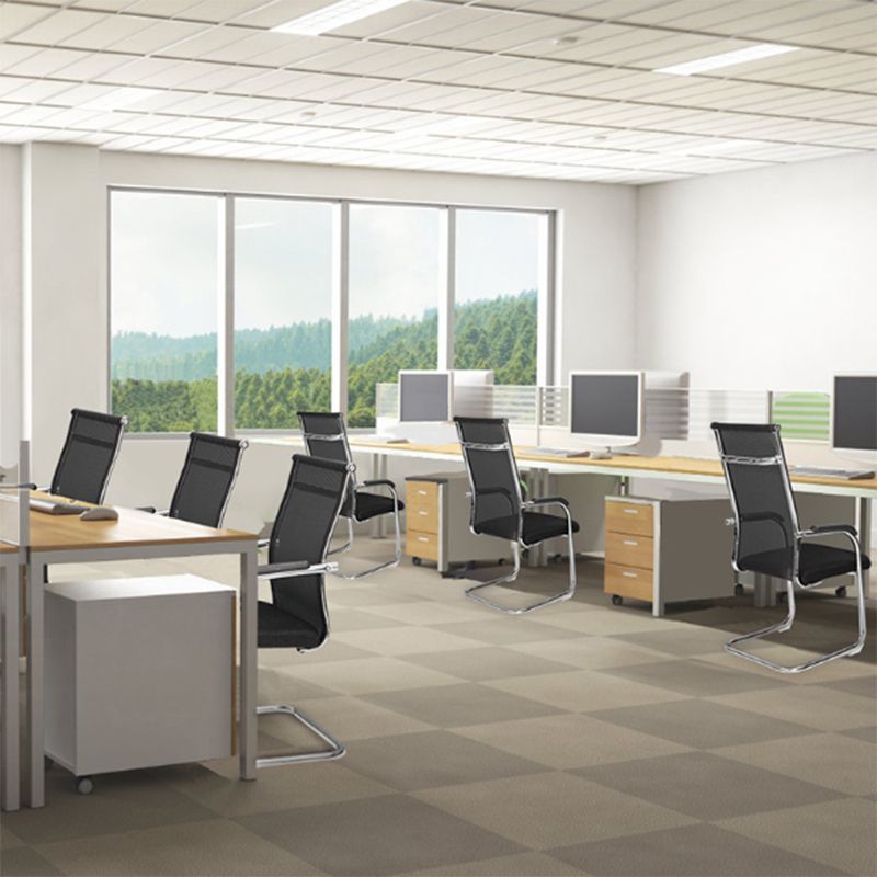 Président de conférence moderne à armes fixes Metal No Wheels Conference Chair