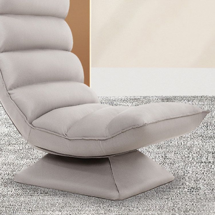 Sedia reclinabile in metallo in metallo reclinabile standard.