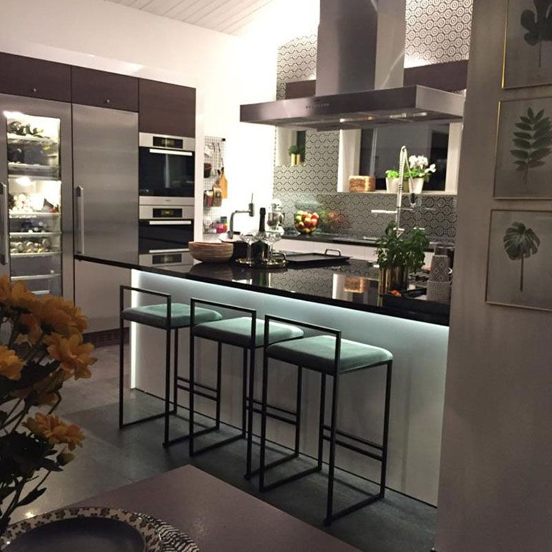 Modern Style Metal Bar Stool Low Back and Footrest Bar Stool for Kitchen (set of 2) Clearhalo 'Bar Furniture' 'Bar Stools' 'bar_stools' 'furn' 'furn_bar_stools' 'furniture_bar_stools' 'Kitchen & Dining Furniture' 'kitchen&dining_furn' 'kitchen' 'kitchen_furn' Furniture' 1200x1200_9ac12e62-ccf1-423d-a863-5e4503068611