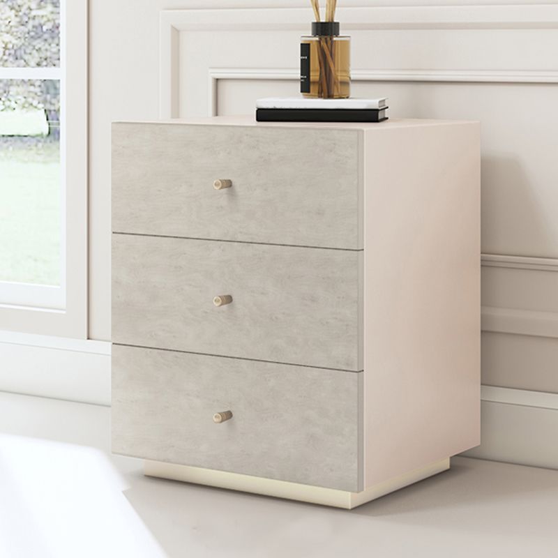 Ultra-Modern Double Dresser Solid Wood Storage Chest with Drawers for Bedroom Clearhalo 'Bedroom Furniture' 'Dressers & Chests' 'dressers_chests' 'furn' 'furn_dressers_chests' 'Furniture' 1200x1200_9ad0ff0a-f9c6-4742-9d3a-0f8e9d5c5a03