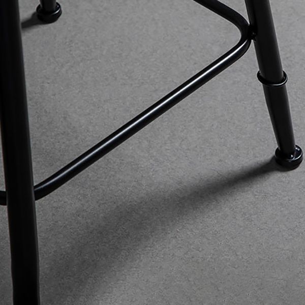 Tabourets de velours gris industriel