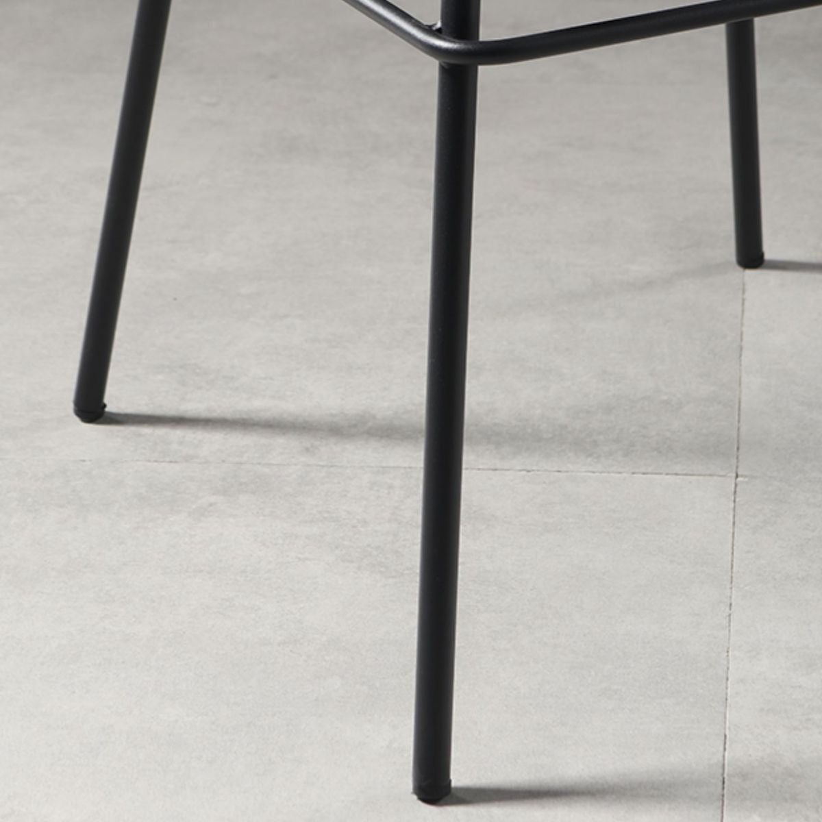 Contemporary Matte Finish PU Leather Barstool Footrest Restaurant Stool Clearhalo 'Bar Furniture' 'Bar Stools' 'bar_stools' 'furn' 'furn_bar_stools' 'Furniture' 'furniture_bar_stools' 'Kitchen & Dining Furniture' 1200x1200_9b1efcac-3994-4530-815f-1a4dd506555d