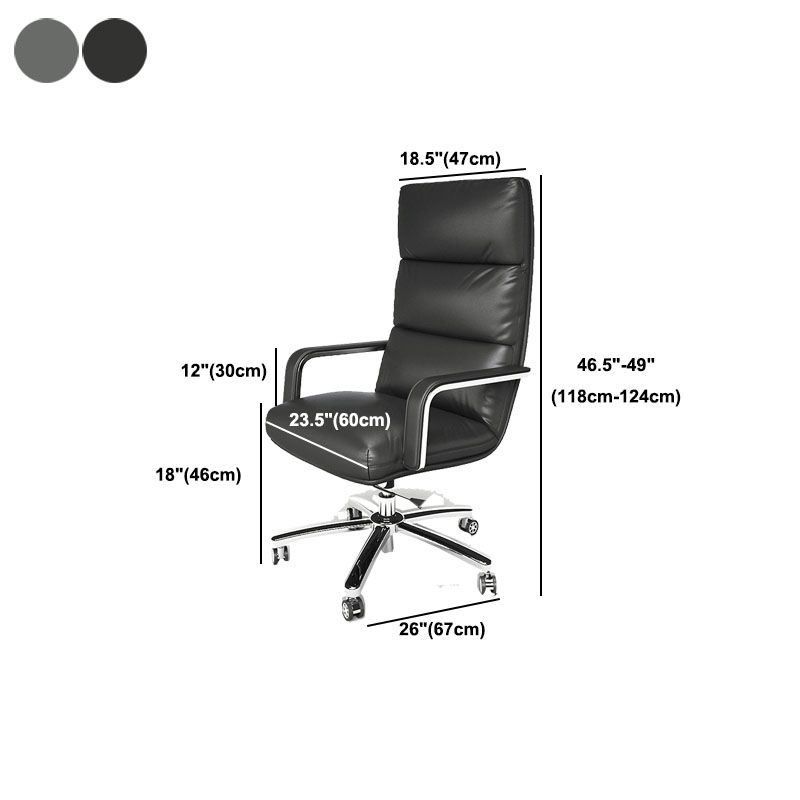 Piada di ufficio in pelle morbida per ufficio imbottito armeggiati.