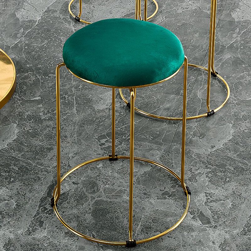 Glamourige Osmanische Samt tränenfeste Metallbeine Feste Farbe rund Ottomane