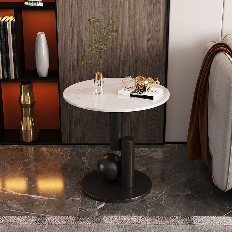 Contemporary Style Round Side Table Novelty End Table with Metal Base Clearhalo 'Coffee & Accent Tables' 'End & Side Tables' 'end_side_table' 'end_side_tables' 'furn' 'furn_end_side_tables' 'Furniture' 'furniture_end_side_table' 'Living Room Furniture' 1200x1200_9c231466-af32-4e05-8852-a064cd82d351