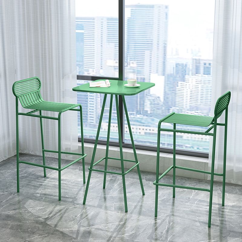 Modern Outdoor Counter Stool Rectangle Iron Footrest Counter Bar Stool Clearhalo 'Bar Furniture' 'Bar Stools' 'bar_stools' 'furn' 'furn_bar_stools' 'Furniture' 'Kitchen & Dining Furniture' 1200x1200_9c4e6cd2-8507-4357-84d0-a43254a2069f