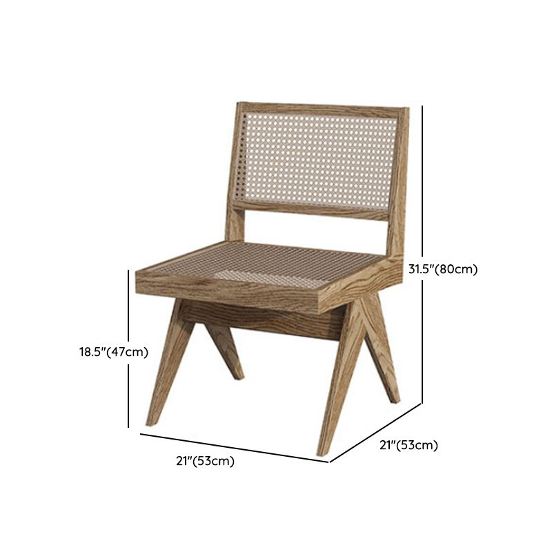 椅子付きの現代的な不規則な形のソリッドウッドダイニングテーブル