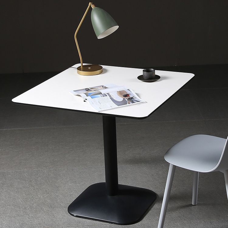 台座ベースのある金属工業用ダイニングテーブルで製造された木製のトップテーブル