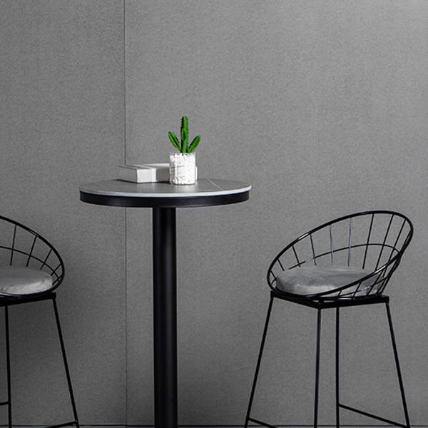 Tabourets de velours gris industriel