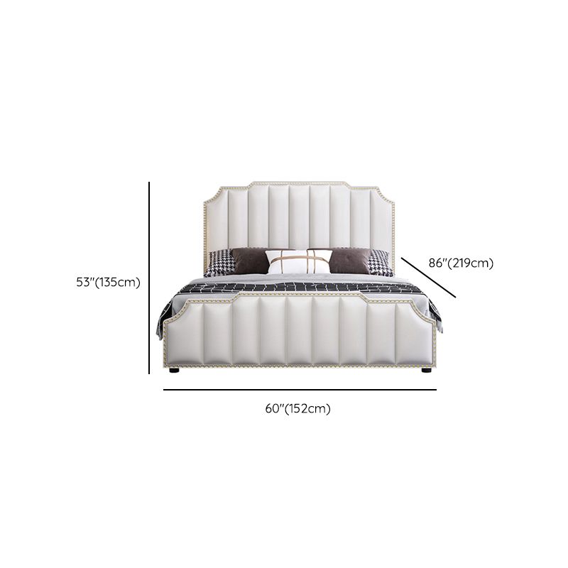 Luxe lederen bed beige gestoffeerd bedframe met nagellop -trim