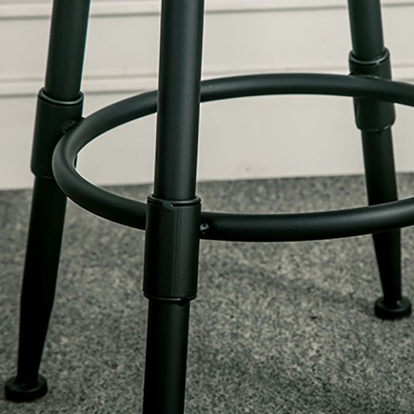 Industrial Armless Rotatable Counter Stool Iron Bar Stool with  Pedal