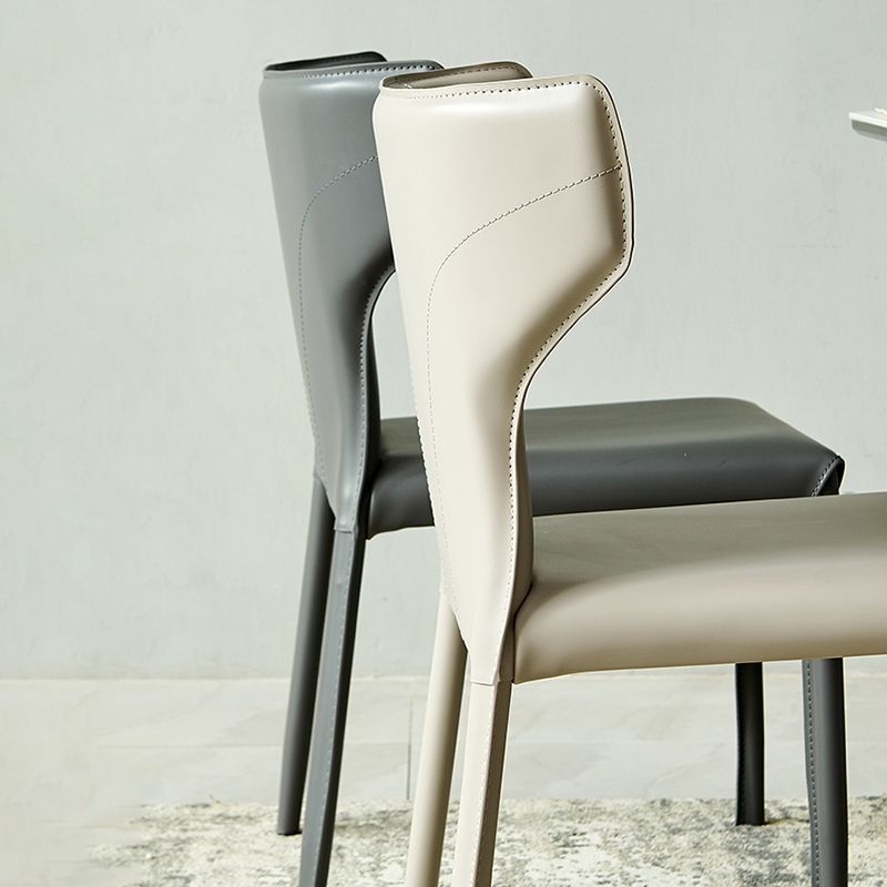 Silla de interior contemporánea de metal acabado mate silla lateral de ala