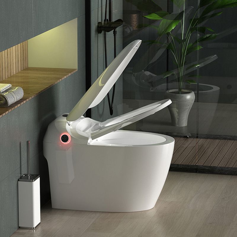 Contemporary Elongated Toilet Bowl White One Piece Toilet with Glazed Surface Clearhalo 'Bathroom Remodel & Bathroom Fixtures' 'Home Improvement' 'home_improvement' 'home_improvement_toilets' 'Toilets & Bidets' 'Toilets' 1200x1200_9d9632e7-a66f-4bea-a33f-9f0a34de18d6
