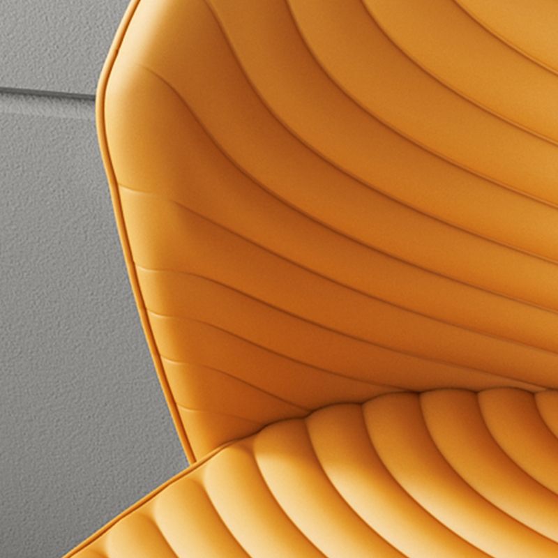 Tabouret de bar en cuir en cuir PU de style moderne avec des jambes en métal