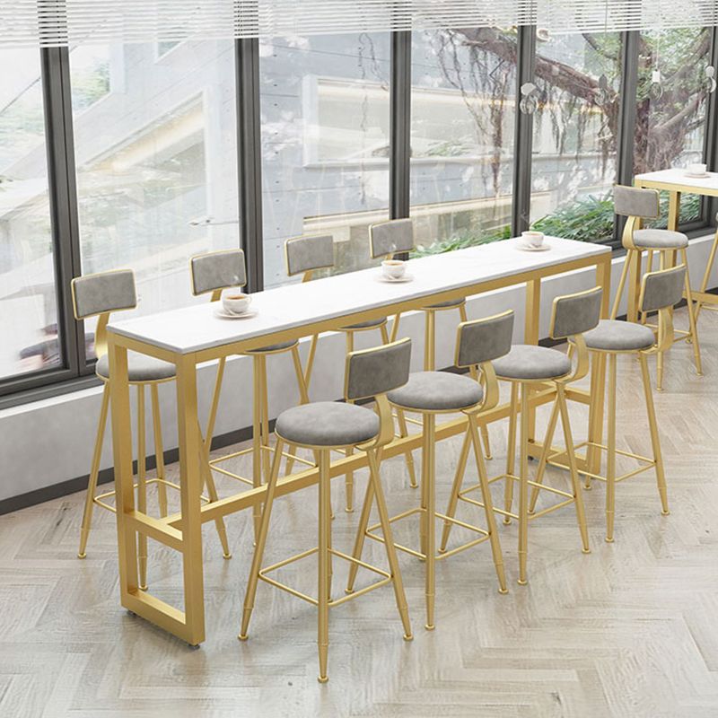 Mesa moderna con altura de barra, mesa de bar tipo bistró con tapa de mármol sintético y base de metal