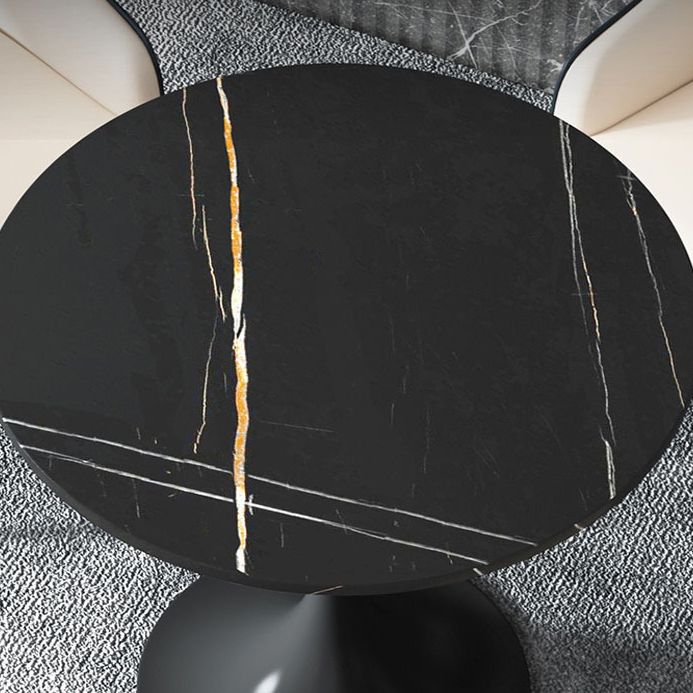 Steinspeisungstisch zeitgenössischer Esstisch mit Metallpodestbasis