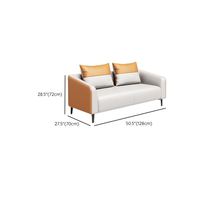 現代オレンジソファフェイクレザータキシードアームソファとアパート用の枕