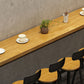 Mesa de altura de barra industrial, mesa de pub tipo bistró con tapa de madera maciza y base de caballete