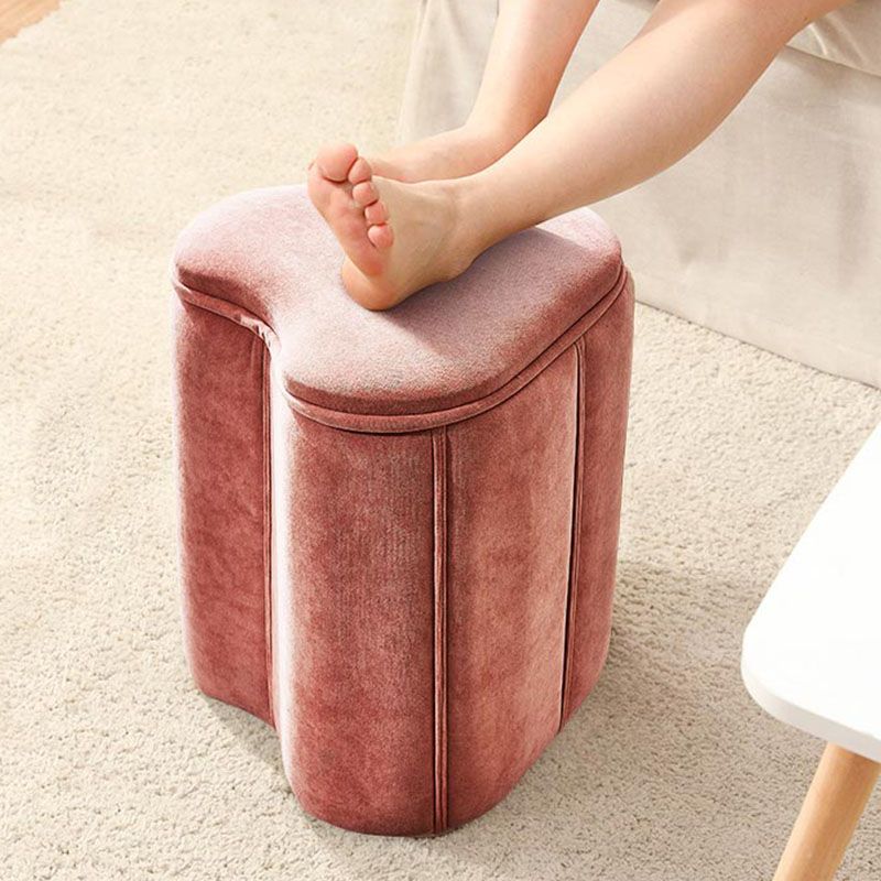 Solid Color Fabric Standard Stool Modern Simple Heart-Shaped Upholstered Footstool Clearhalo 'furn' 'furn_ottomans_poufs' 'Furniture' 'Living Room Furniture' 'Ottomans & Poufs' 'ottomans_poufs' 1200x1200_9e0b0380-297c-4ef8-9c31-eb00d9d206f8