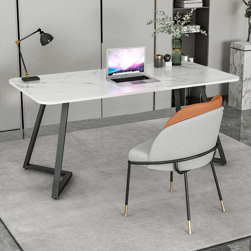 長方形の工業用ライティングデスク焼結ストーントップブラックベースデスク