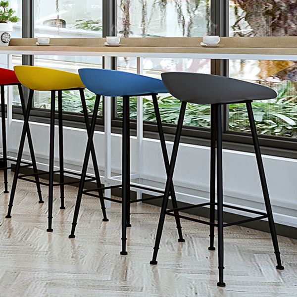 Industrial Counter Stool with Bucket Plastic Bar Stools for Restaurant Clearhalo 'Bar Furniture' 'Bar Stools' 'bar_stools' 'furn' 'furn_bar_stools' 'Furniture' 'Kitchen & Dining Furniture' 1200x1200_9e35f819-9ce0-4c24-bdba-f1004b07700d