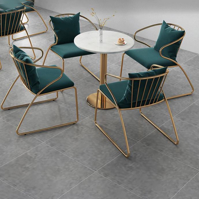 ホワイト1/5ピースダイニングセットモダンなスタイルフェイクマーブルダイニングテーブルセットセット